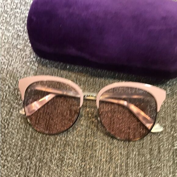 Pink Gucci Sunglasses with Bumble Bee Logo - Picture 2 of 11